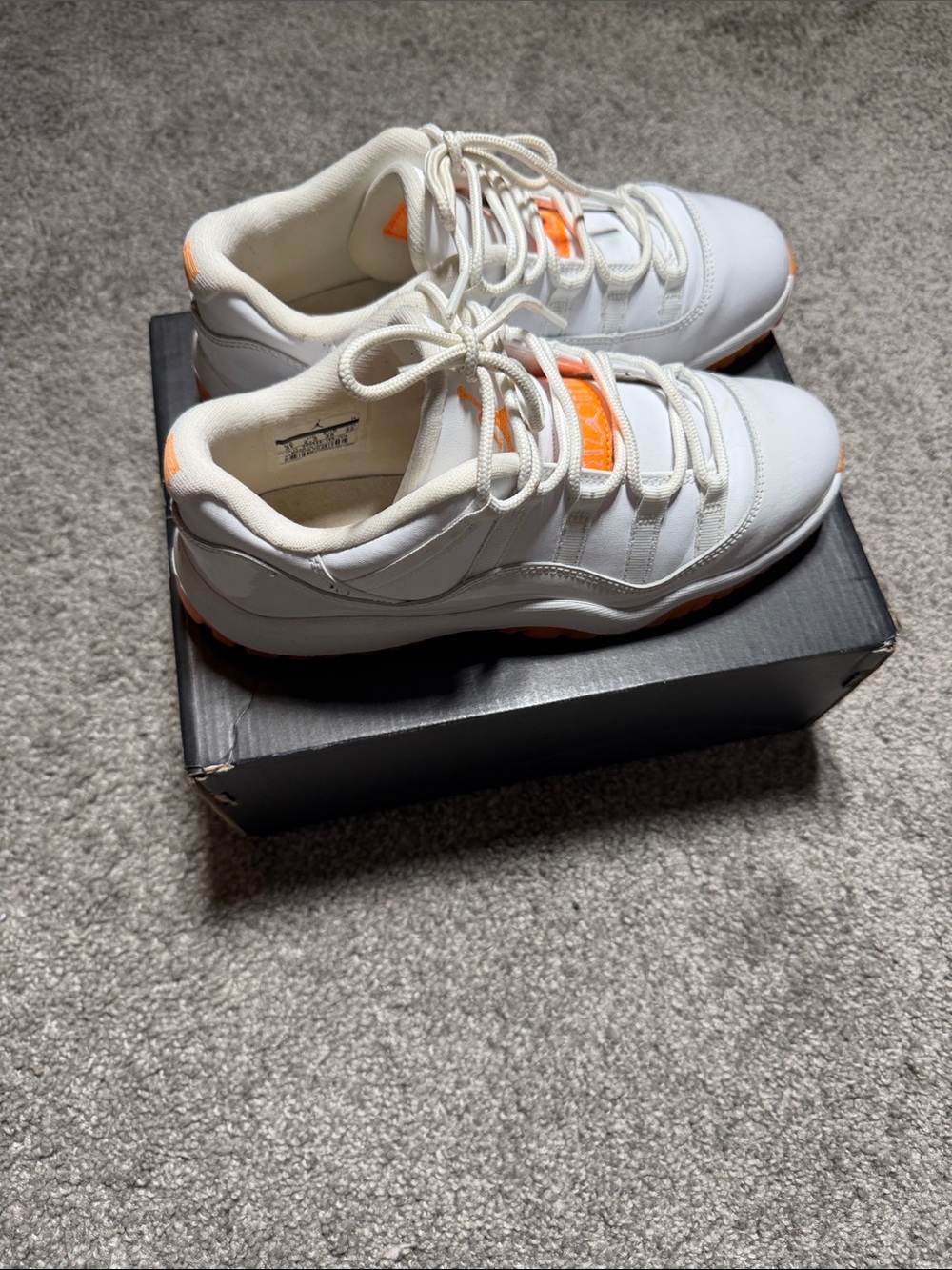 Jordan Kids White and Orange Low-Top Sneakers - Picture 5 of 5